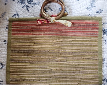 Bolso único de greens y rojos