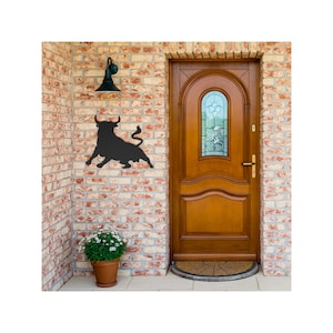 Metal Bull Wall Art: Abstract Cattle Home Decor