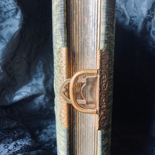 Victorian Photo Album shops