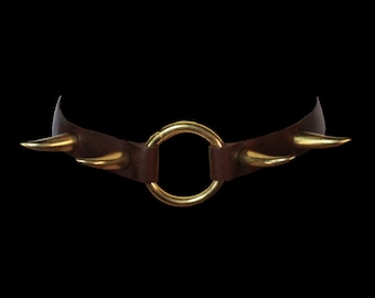 Gold Curving Spikes Collar