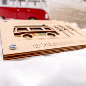 Geldgeschenk Karte CAMPER aus Holz Personalisiert Geschenk für Reise Holzkarte Urlaubsgeld Reisekasse Geschenkidee Bild 3