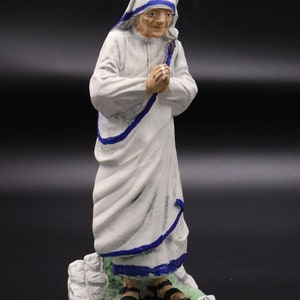 Vintage statue Saint TERESA Mother figure Christianity hand made Teresa of Ávila