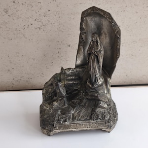 Vintage Lourdes Souvenir Music Box – N.D. de Lourdes Apparition Religious Statue