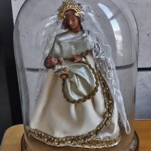 Vintage Virgin Mary & Baby Jesus Religious Statue – Glass Wax