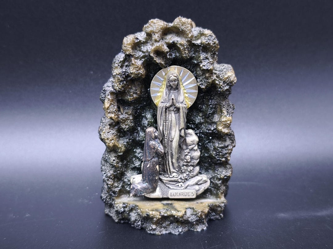 Vintage Lourdes Grotto Diorama - Our Lady of Lourdes & St. Bernadette ...