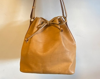 1990s Vintage LOUIS VUITTON Brown Epi Leather Noe GM Shoulder Bag
