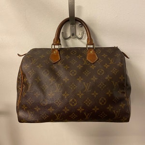 aflevere Reparation mulig værdi Buy Louis Vuitton Bag Online In India - Etsy India