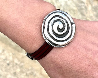 Women's silver and leather bracelet, spiral bracelet, ESPI MODEL, different leather colors, for women, handmade jewelry, cuff