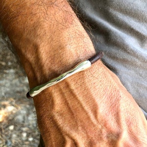 Herenarmband, leren en zilveren armband, originele armband, MENORCA MODEL, vriendencadeau, origineel ontwerp van OBBVIUS, handgemaakte sieraden