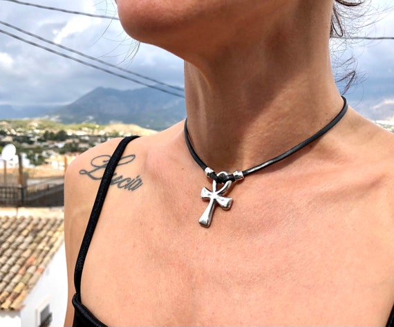 Mens choker cross necklace deals