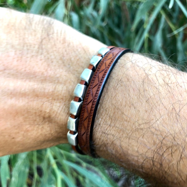 Double men's bracelet with engraved strap and silver nuggets, UNISEX MISURI MODEL, man bracelet, Italian leather, handmade jewelry