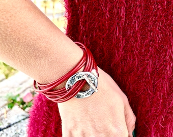 Bracelet in silver and leather, different colors, women's  bracelet with 3 rounds, Spanish authentic leather, TEXAS MODEL, handmade jewelry