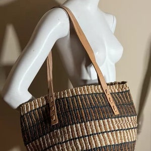 Sisal woven tote bag with zipper Woven sisal straw bag Sisal basket bag Beach bag Office bag African hand woven bag unique gift for her
