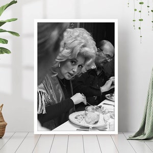 Dolly Parton Country Music Star Print Pop Singer Celebrity Poster Black White Retro Vintage Photography Canvas Framed Printed Wall Art Decor