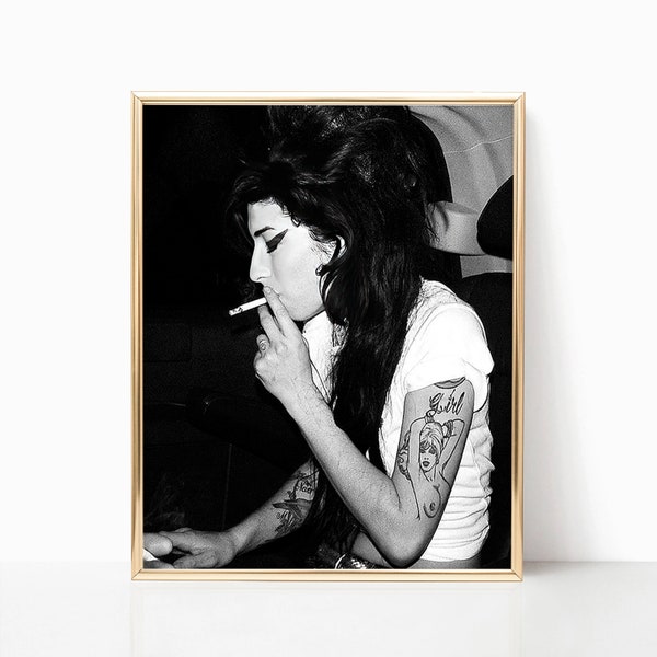 Amy Winehouse Smoking Cigarette Famous Singer Music Artist Poster Black and White Retro Vintage Photography Canvas Framed Printed Wall Art