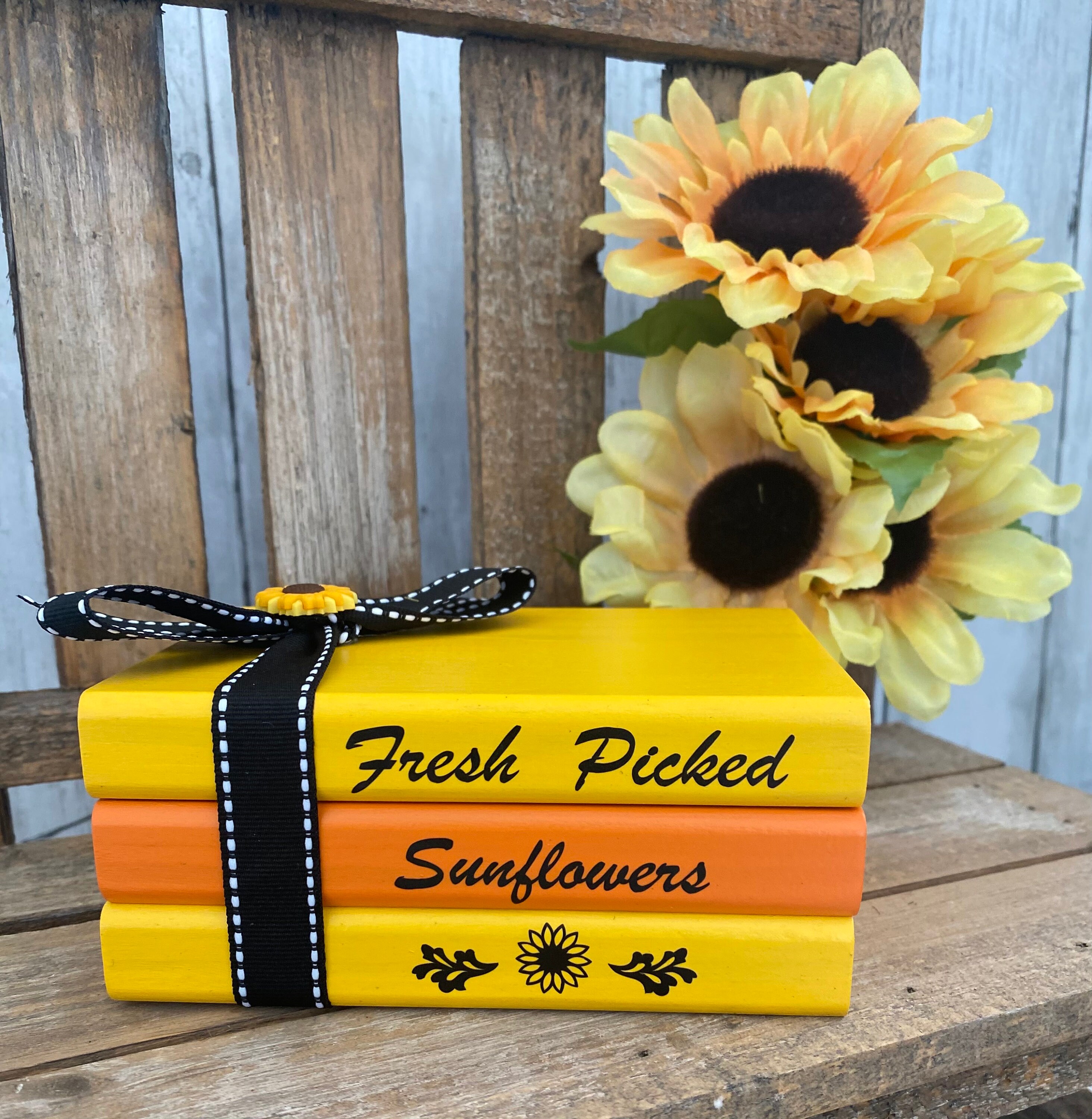 Sunflower Mini Book Stack: Tiered Tray Decor, Shelf Sitter - Etsy