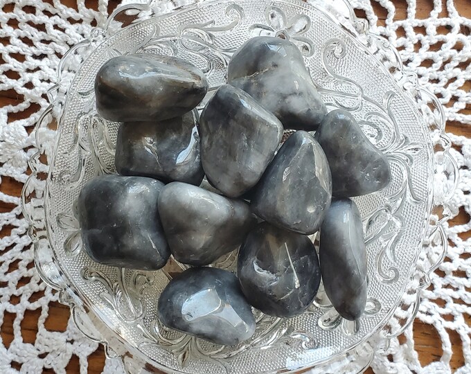 Gray Quartz- Crystals, Healing, Gemstones - Etsy