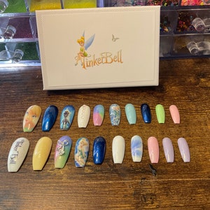 Full set of 20x nails gel….. Disney inspired (TINKER BELL)…..any shape and length