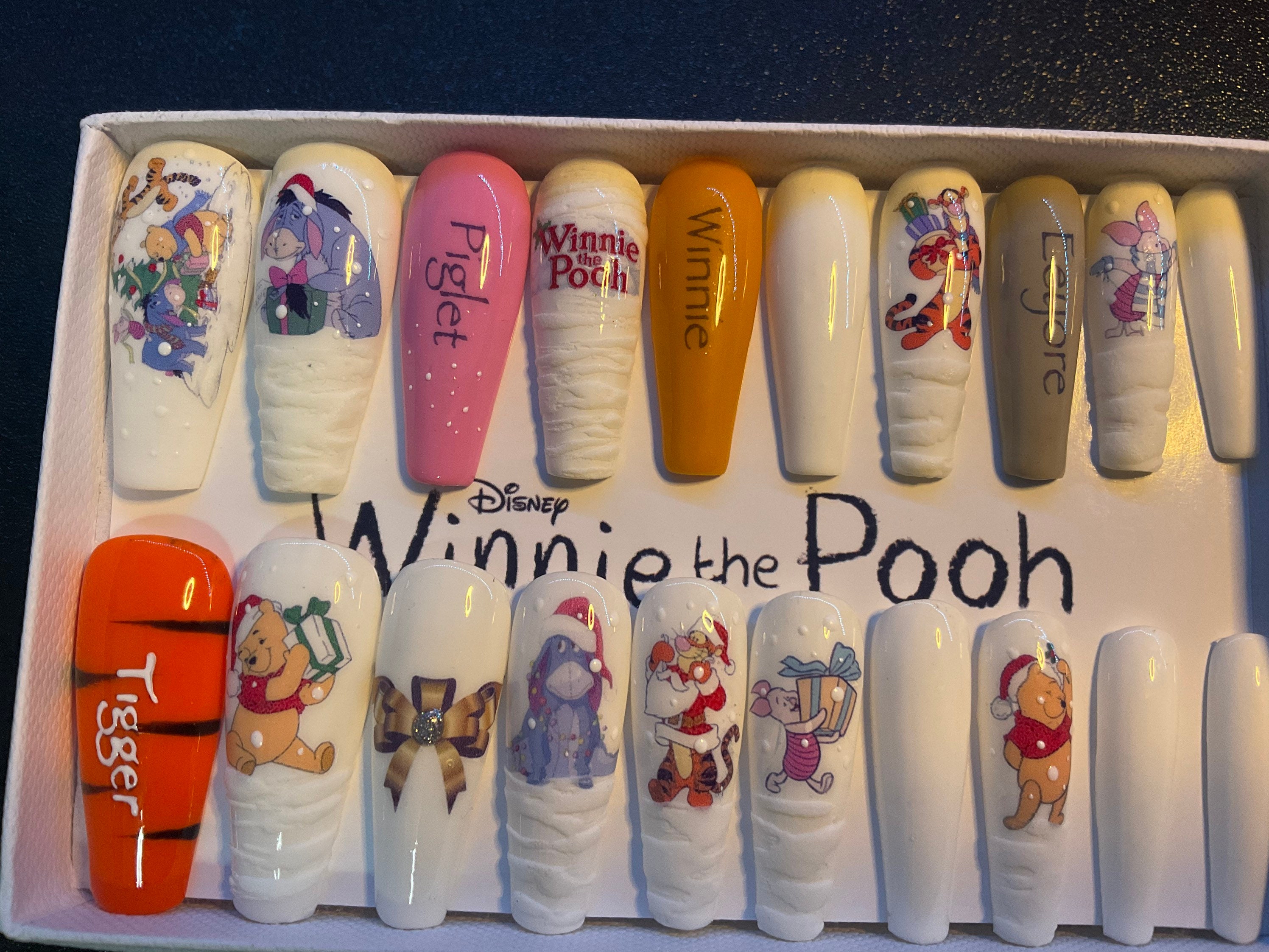 Full Set of Acrylic Nails.. Disney inspired Christmas - Etsy