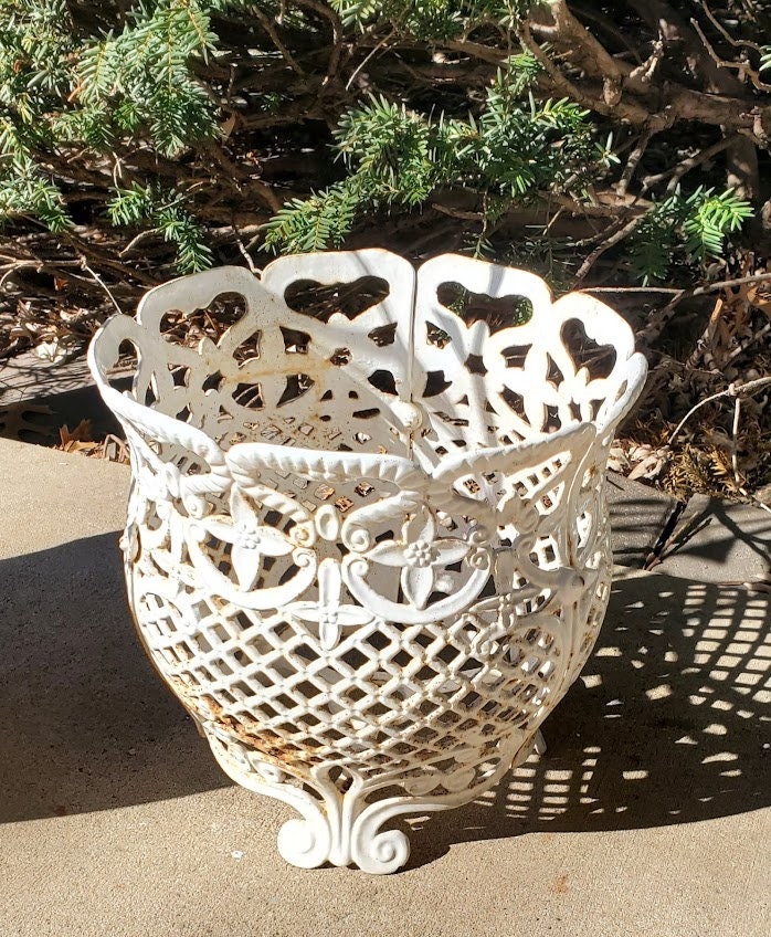 Vintage Cast Iron Footed Planter - Etsy UK