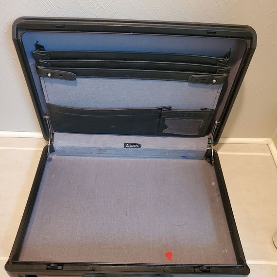 Vintage Samsonite Hard Plastic Briefcase with Combina… Gem