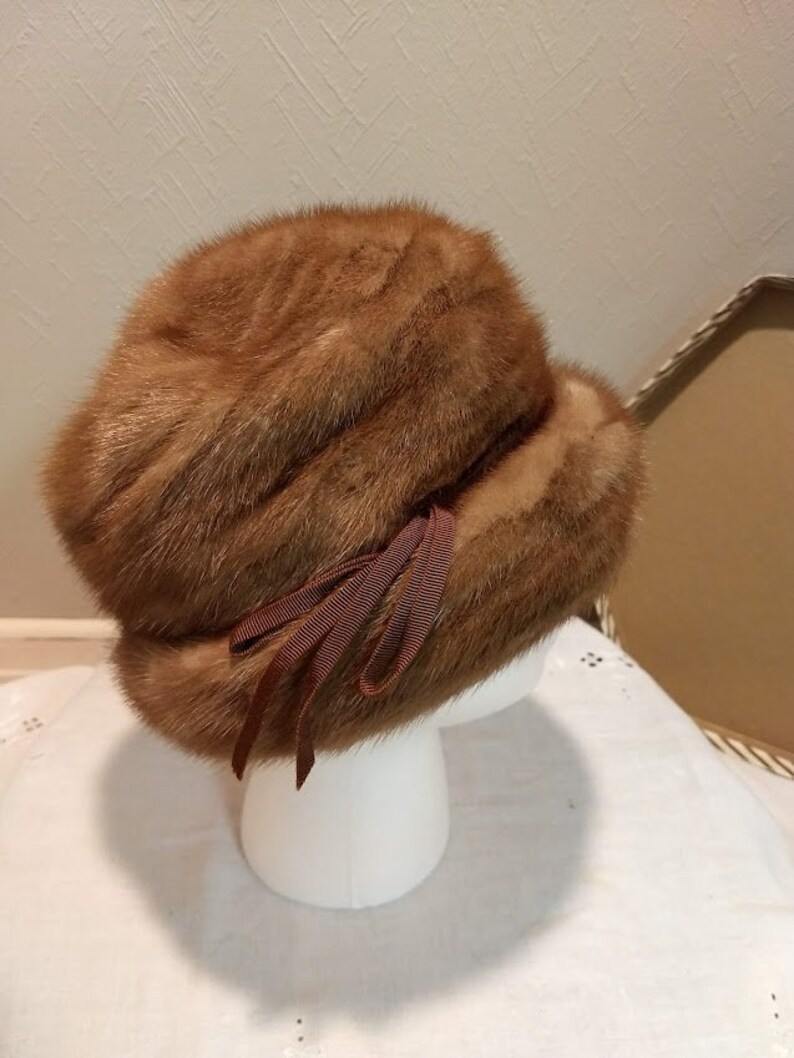 Deborah exclusive mink hat Clearance