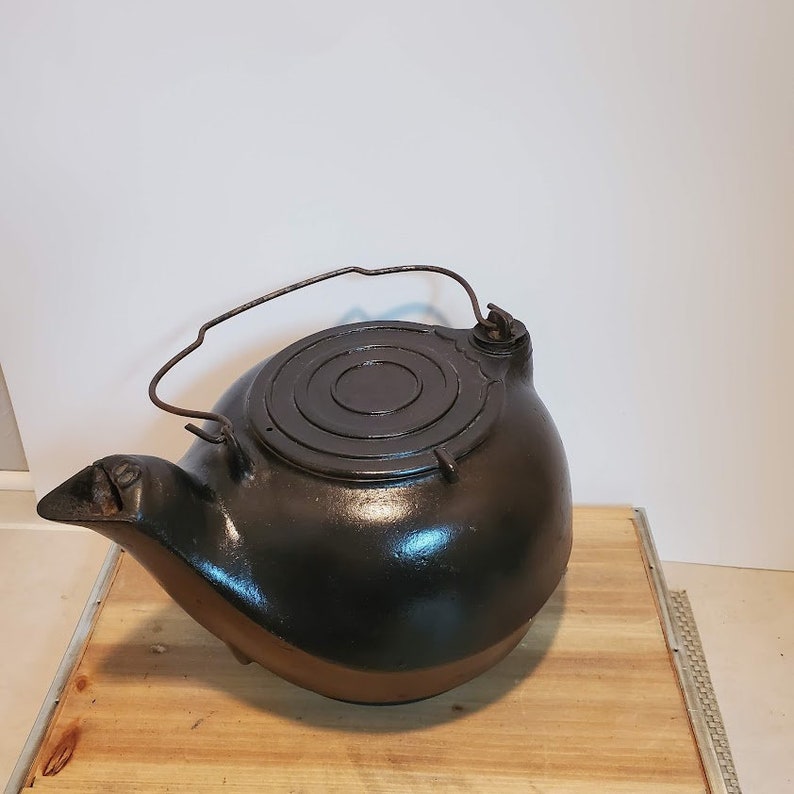 Antique Cast Iron Kettle With Swivel Lid and Bird Spout Etsy