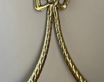 Vintage Brass Bow Pediment Centerpiece Wall Hanging Art Enhancement