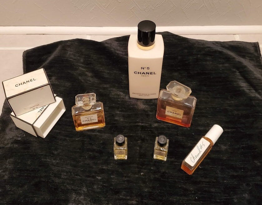 Shop for samples of Chanel #5 (Eau de Parfum) by Chanel for women