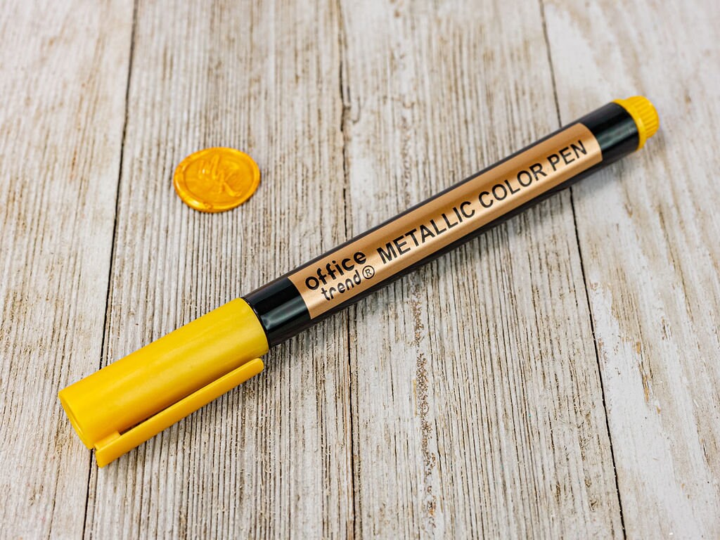 Gold sealing wax metallic water based permeant markers! Water based permanent marker for wax, wood, DIY date night, and Wedding invitation