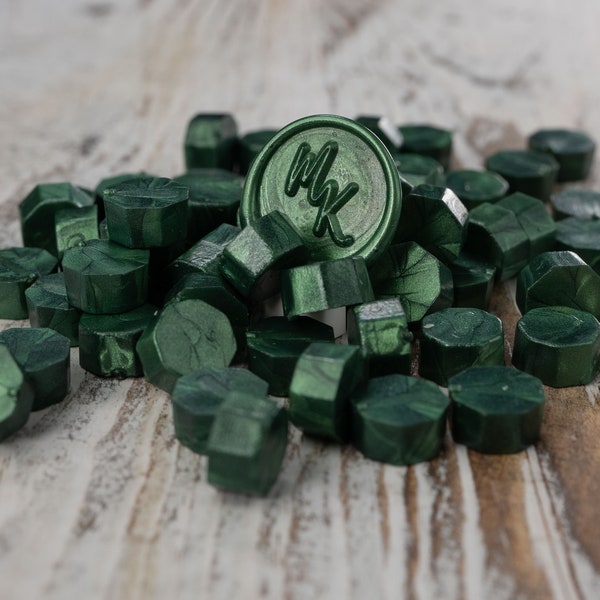 Pine Green Wax sealing beads for christmas gifts, mail and presents for all, 1oz Emerald Green sealing wax beads, Original Vintage, Winter