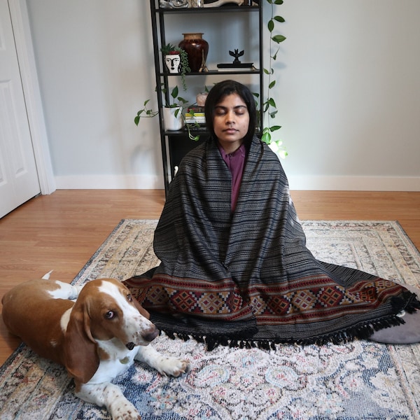 Meditation Shawl, Prayer Blanket, Woolen Shawl, Cashmere wool, North India Popular item