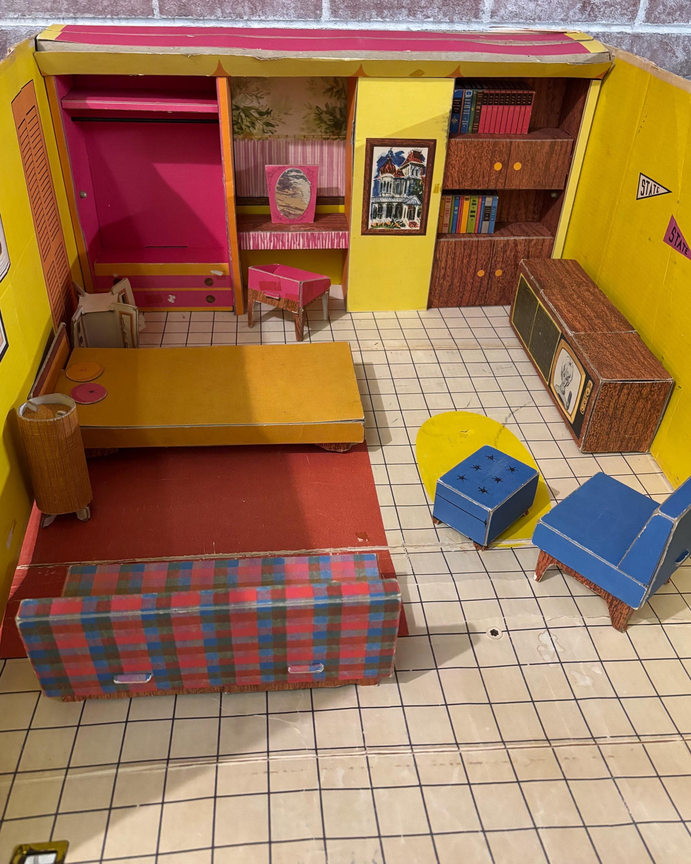 1962 Barbie Barbie Dream House Portable Mattel Barbie Dream House