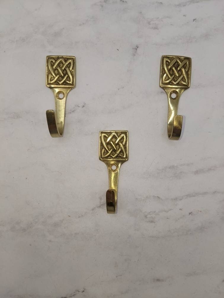 HooK MAGICAL DESIGN × CELT & COBRA