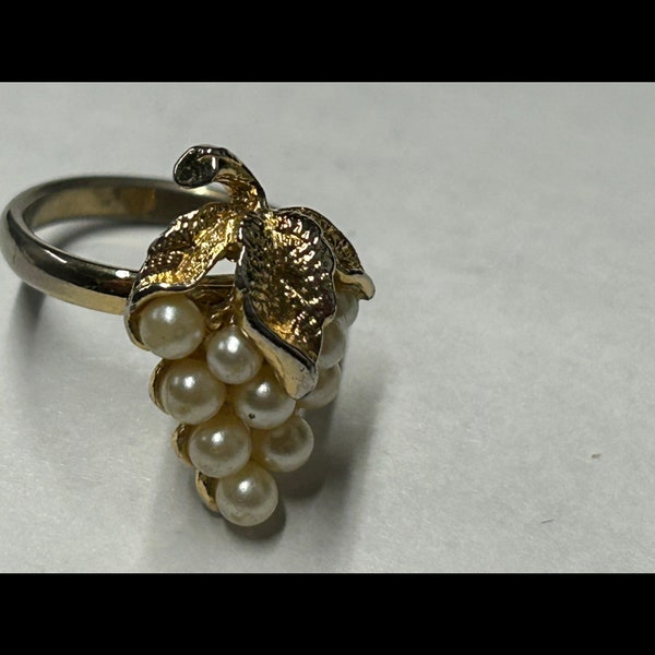 Vintage Faux Pearl Grapes Adjustable Ring