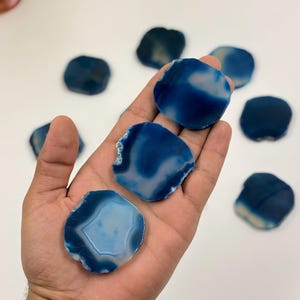 Blue Agate Slice Coaster Set: Polished Gemstone, Healing Crystal Decor