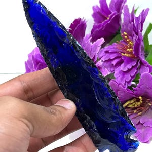 Dark Blue Glass Arrowhead Point: Spearhead Jewelry Making, Carving Crystal