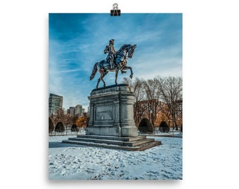 Jardín Público de Boston - Estatua de George Washington con nieve ligera