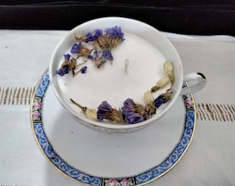 Floral Scented Soy Wax Teacup Candle: Botanical Dried Flowers