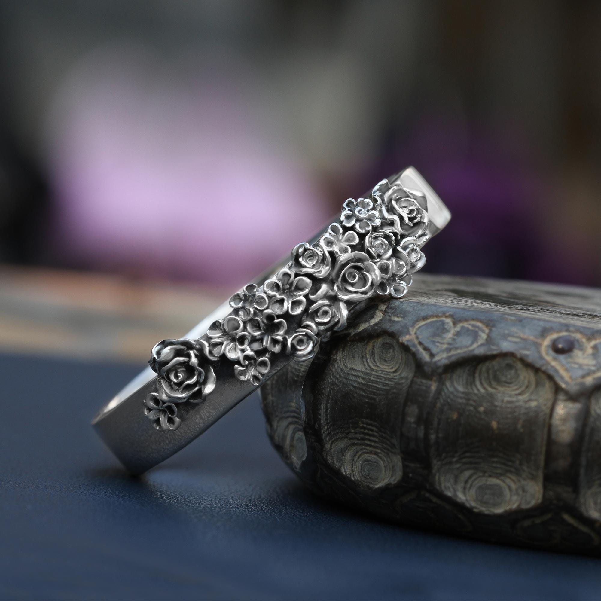 スターリングシルバーの花柄バングル / 調節可能な3D花柄シルバー