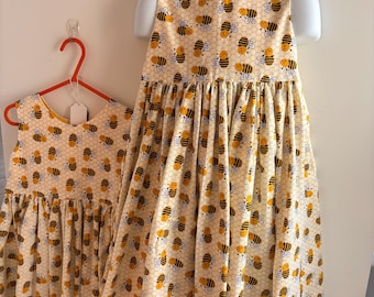 Robes printemps/été faites main pour petites filles en coton à imprimé abeilles