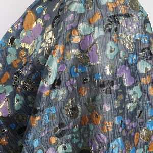 Tissu organza jacquard léger en relief multicolore pour création de mode, 56 pouces de large - Vendu par mètre