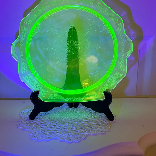 Uranium Glass Platter Serving Tray Etsy