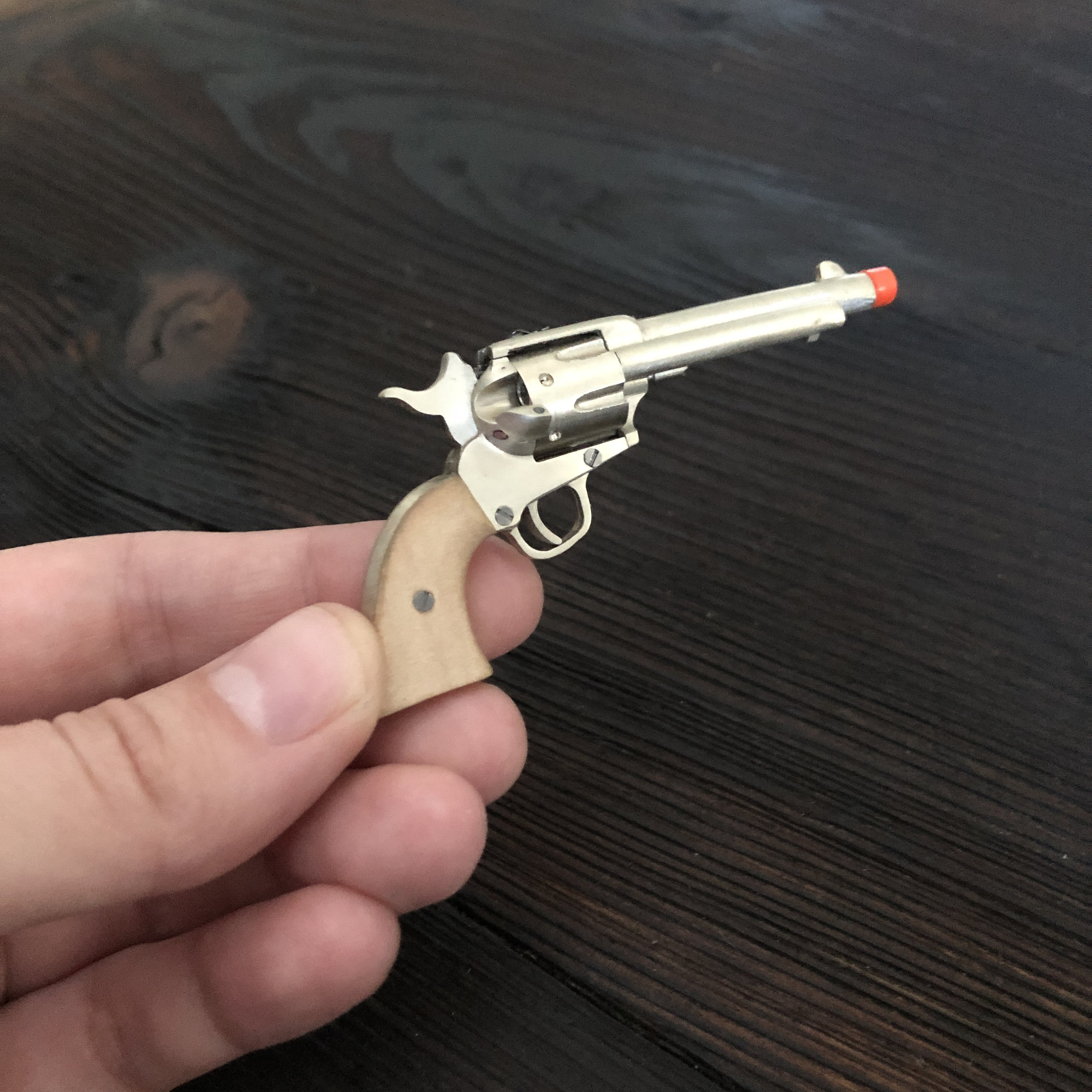 Display M1873 Colt Cavalry 装飾的な金ーリボルバー Display M1873 Colt Cavalry 装飾的な金ーリボルバー