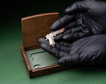 Desert eagle — berloque pistol
