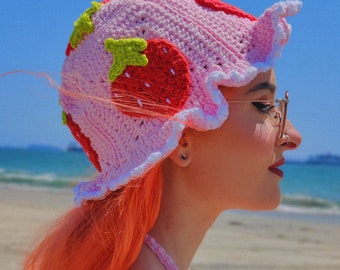 Strawberry Bucket Hat *CROCHET PATTERN PDF Download*