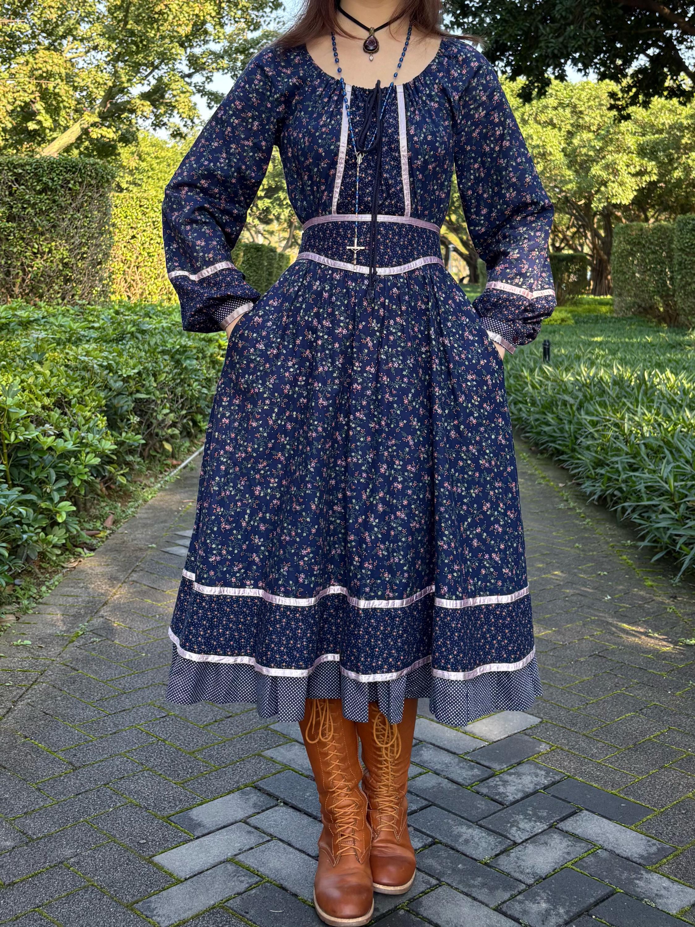 1970s Gunne Sax Drawstring Deep Navy Blue Calico Prairie Midi Dress - Etsy