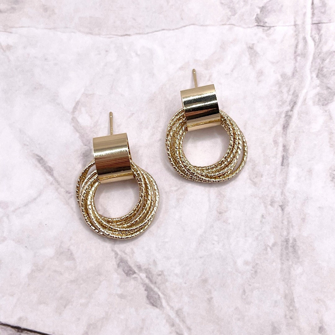 Gold Interlocking Earrings, Interlocking Stud Earrings, Entwined Gold