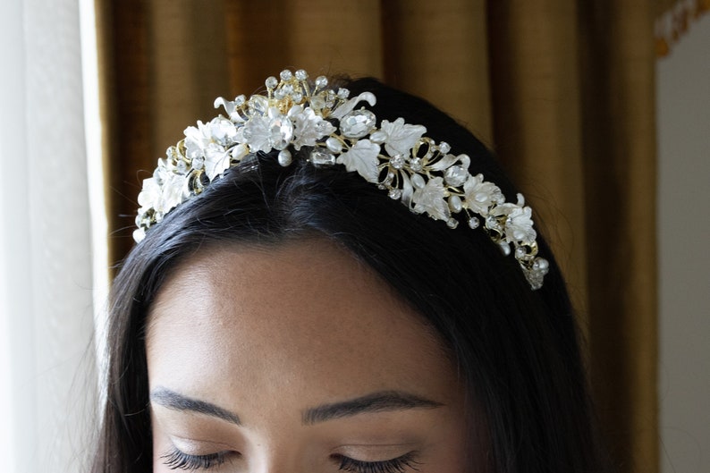 Bridal Headband Crystal, Wedding Headband, Wedding Tiara, Wedding Headpiece, Bridal Hair Accessories, Floral Tiara, Leaf Tiara, Pearl, 459 image 1