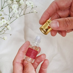 orange - white musk - amber roll on perfume // Alcohol Free, Vegan, Cruelty Free, Paraben Free, Travel Perfume, Pocket Perfume